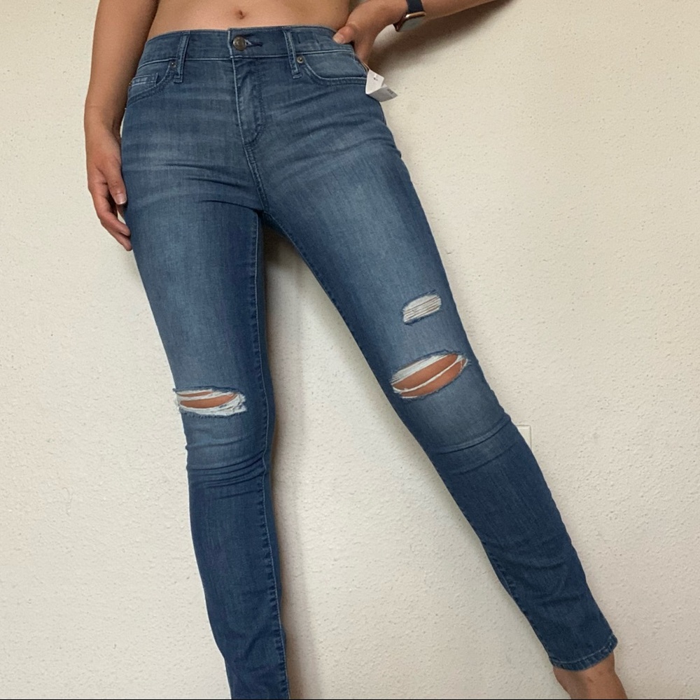 Gap Ripped Skinny Jeans